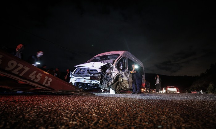Bursa'da Zincirleme Trafik Kazası
